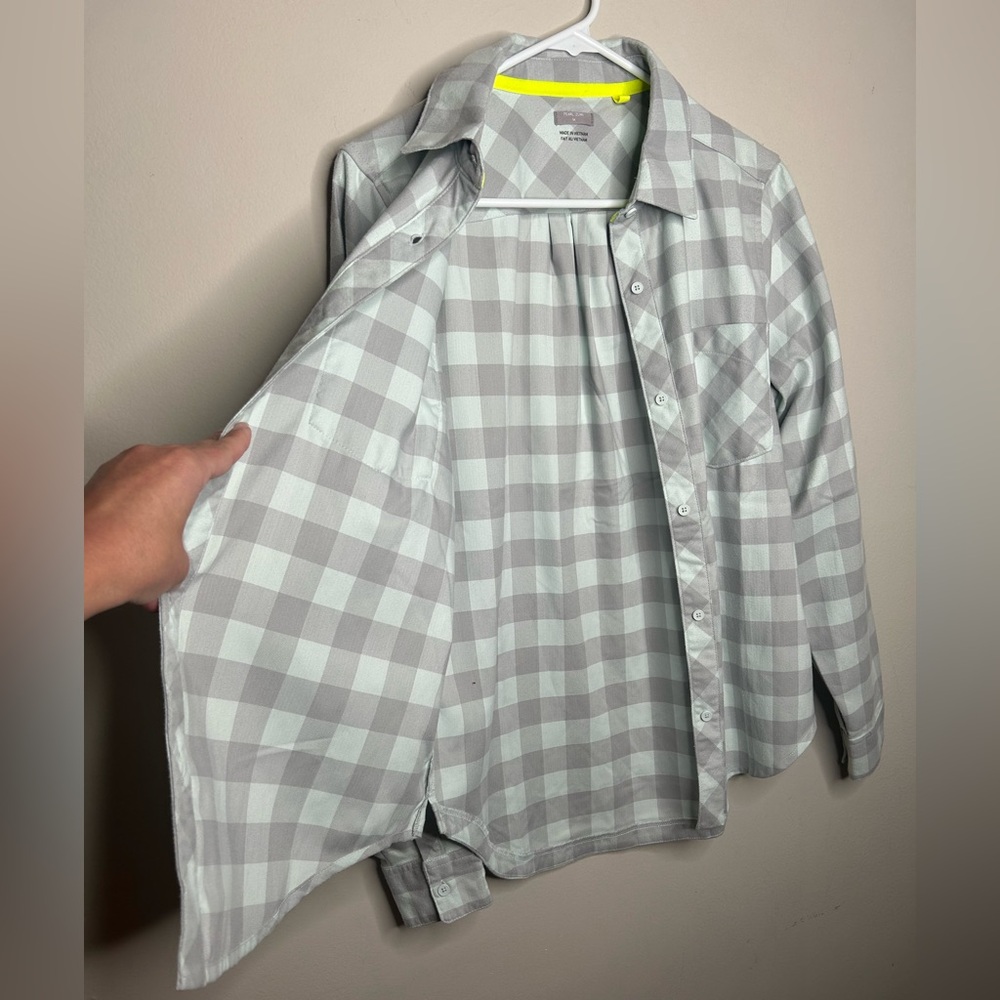 Pearl Izumi Women’s Rove Long Sleeve Flannel Button Up Ice Blue / Fog Plaid Sz M - Picture 8 of 15